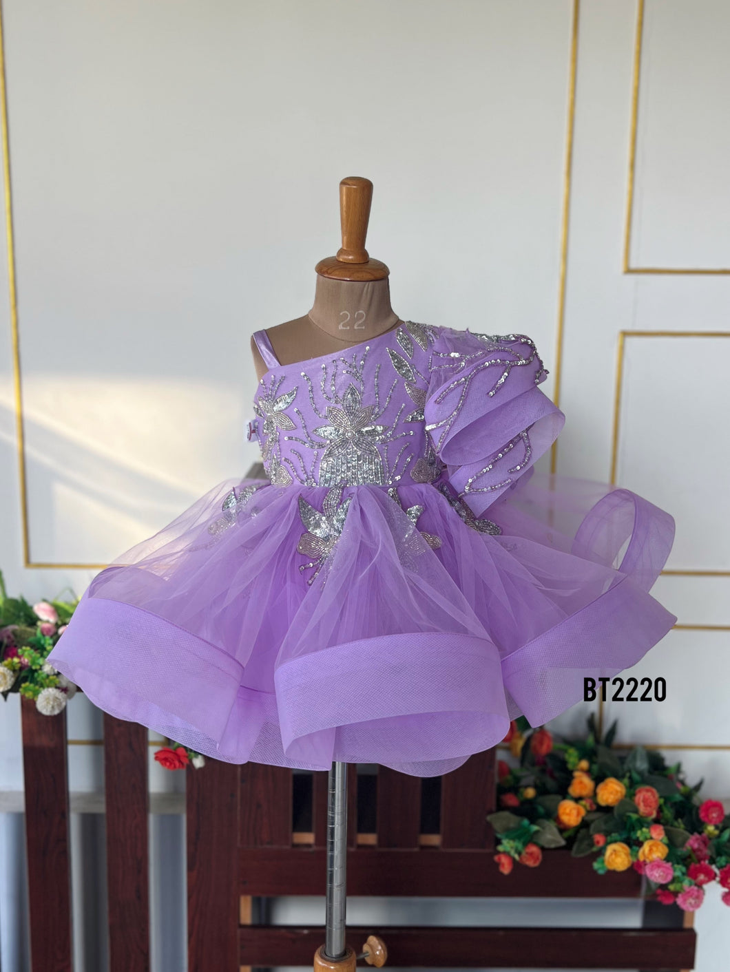 BT2220 Enchanting Lilac Princess Dress for Special Celebrations 🌸✨