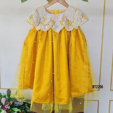 Load image into Gallery viewer, BT2256 🌟✨ Golden Princess Dress – A Fairytale Look for Your Little Star 👑💛

