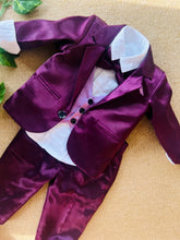 Load image into Gallery viewer, BT1555 Bordeaux Brilliance: Boys&#39; Luxe Satin Suit
