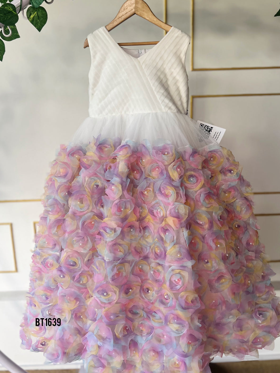 BT1639 Flower Theme Pearl  Bow Party Wear For Baby Girls