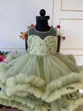 Load image into Gallery viewer, BT1591 Bling Ruffle Party Wear Frock For Baby Girls
