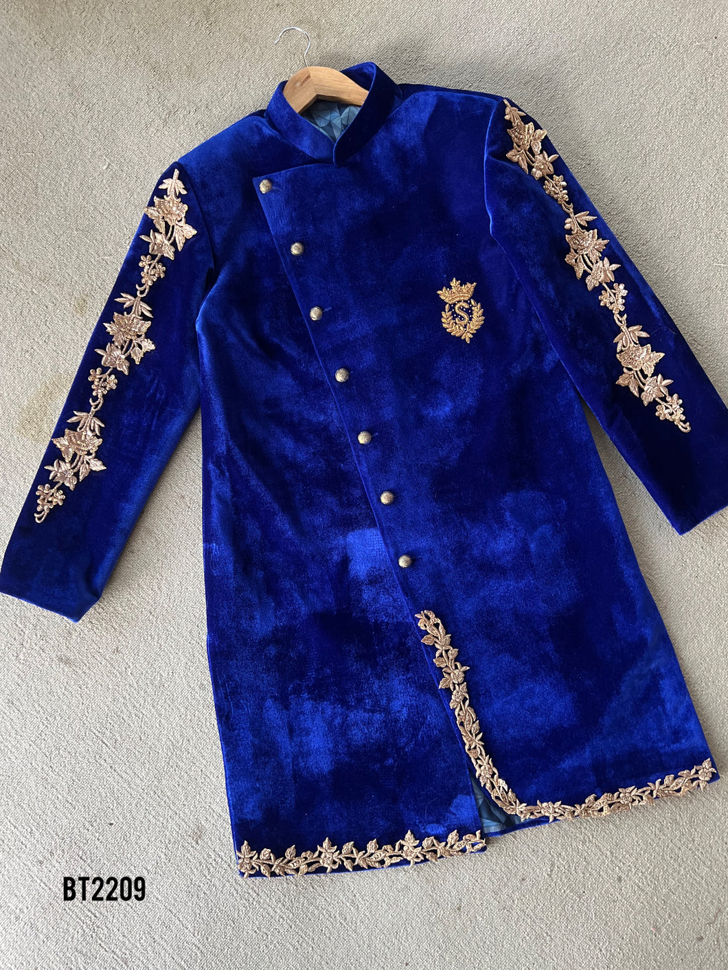 BT2209  Majestic Blue Velvet Stylish Boys Party Wear Blazer – Elegant & Trendy   ✨👑