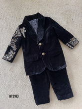 Load image into Gallery viewer, BT2183 Royal Velvet Black Boys Party Wear Suit for Little Gentlemen 🖤✨
