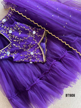 Load image into Gallery viewer, BT1808 Handwork Top Skirt For Baby Girls

