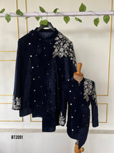 Load image into Gallery viewer, BT2091 Midnight Elegance Navy Velvet Set for Dad and Son – Embody Sophistication 🌙
