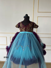 Load image into Gallery viewer, BT1653 Luxury Long Tail Handwork Birthday Party Wear For Baby Girl
