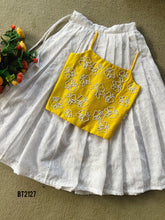 Load image into Gallery viewer, BT2127 🌼 Breezy Elegance Skirt Set for Chic Little Girls 🌼
