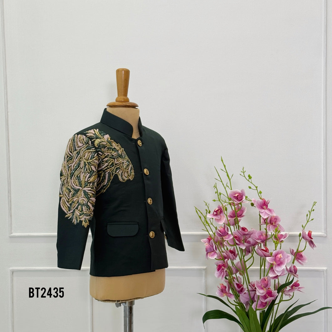 BT2435 Designer Baby Boy Black Blazer with Heavy Hand Lion Embroidery