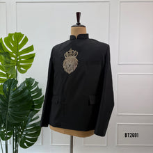 Load image into Gallery viewer, BT2691 Royal Lion Crest Designer Black Blazer for Dad
