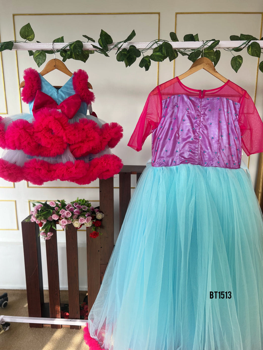 BT1513 Mom Adult Gown