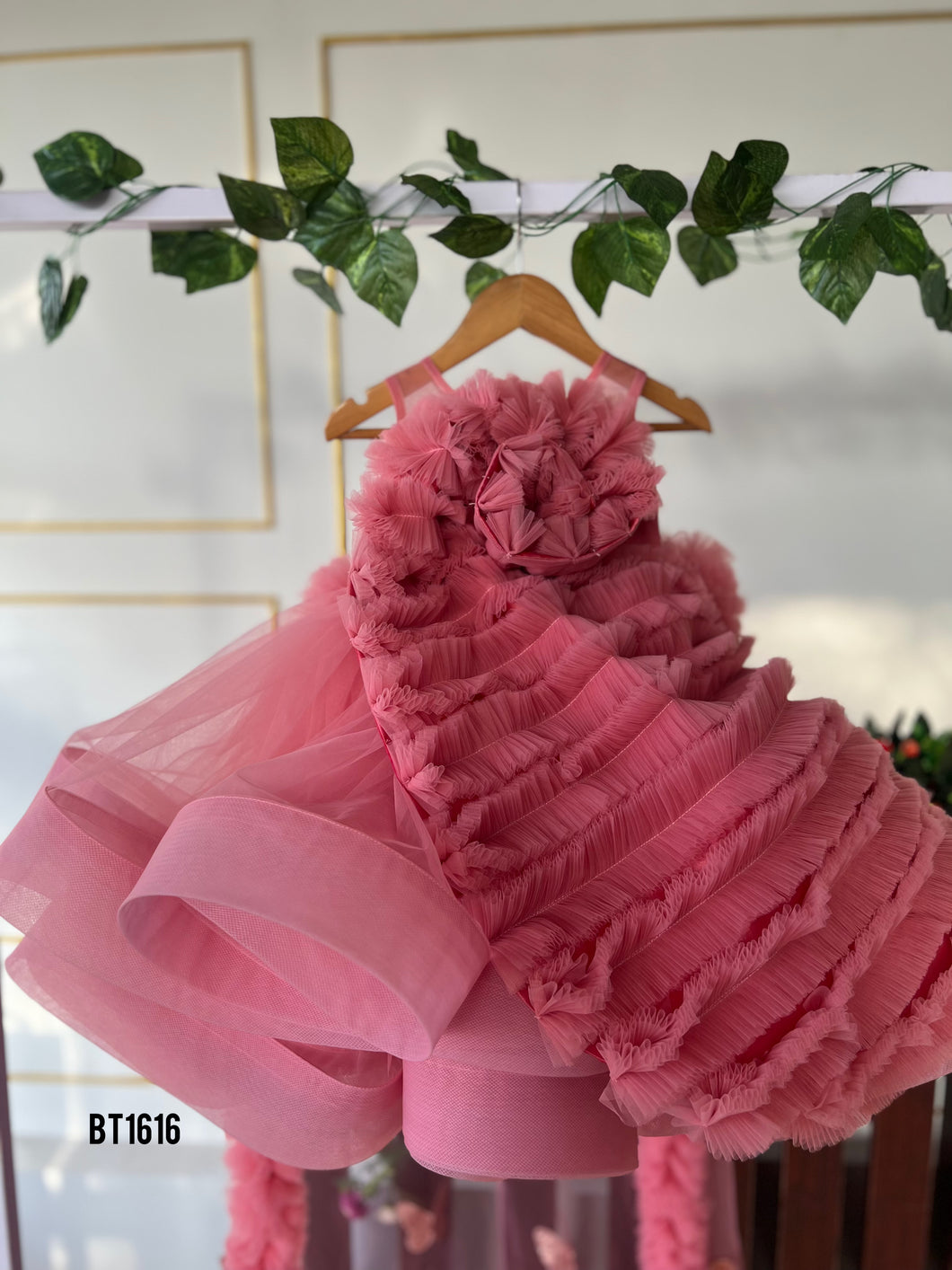 BT1616 Luxury Multiple Layered Birthday Party Wear Frock For Baby Girls