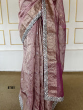 Load image into Gallery viewer, BT1811 Customisable Crushed Tissue Saree For Mom
