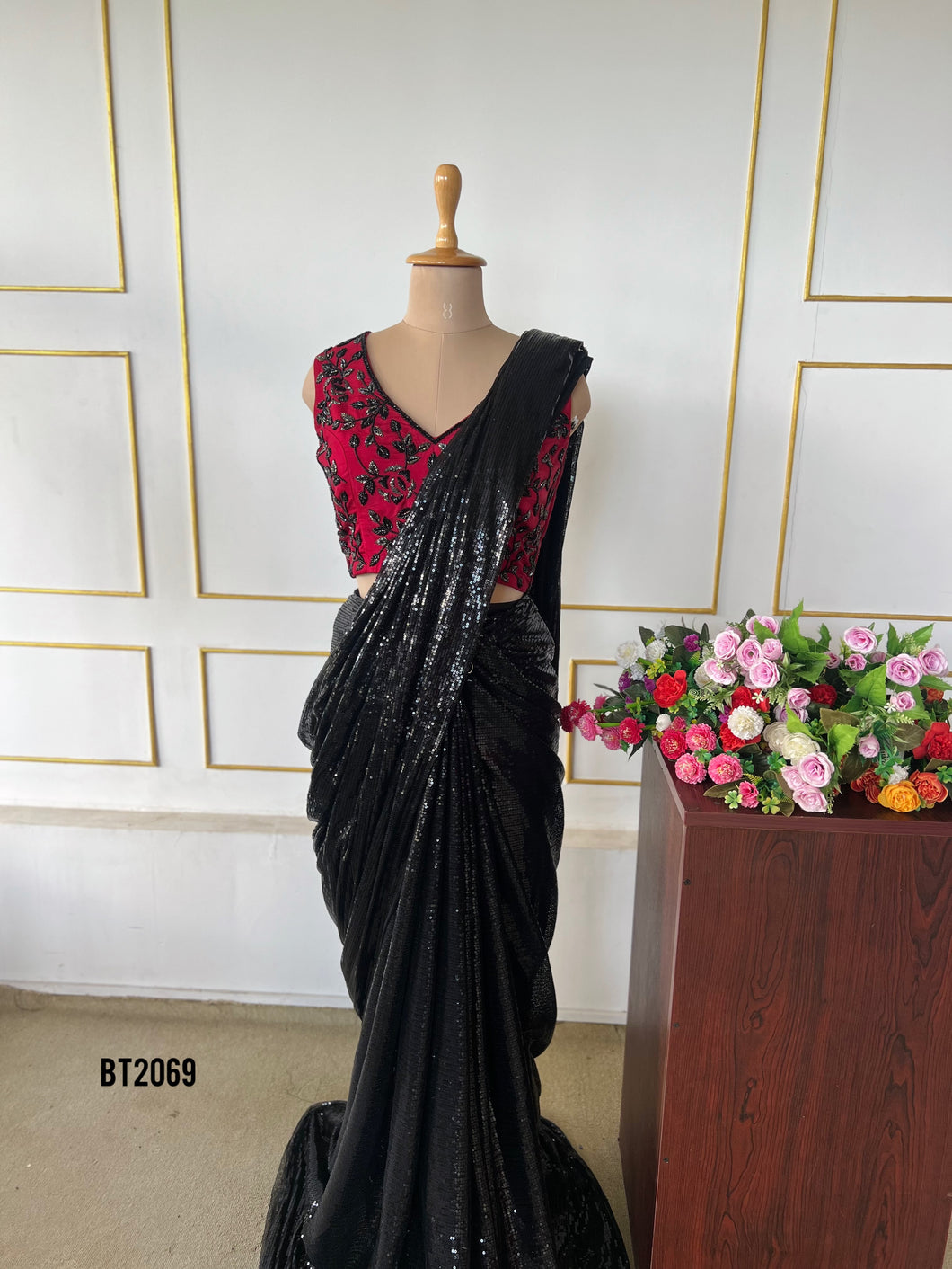 BT2069 ✨ Elegant Drapes: Celebrate in Sequin Glamour 💃