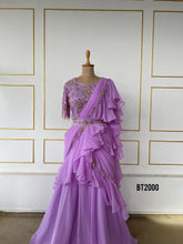 Load image into Gallery viewer, BT2000 💜 Elegant Lilac Layered Saree Gown for Stylish Moms 👑✨
