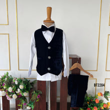 Load image into Gallery viewer, BT2284 🎩 Royal Charm Velvet Tuxedo for Little Gentlemen! 🎩
