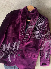 Load image into Gallery viewer, BT1924 Regal Velvet Party Wear Blazer Suit - Elegant Attire for Little Boys

