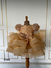 Load image into Gallery viewer, BT2018 ✨Golden Glam Party Dress – Perfect for Your Little Star! 🌟👧
