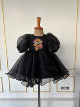 Load image into Gallery viewer, BT2119 🖤 Bold &amp; Beautiful: Elegant Black Dress for Little Fashion Icons 🖤
