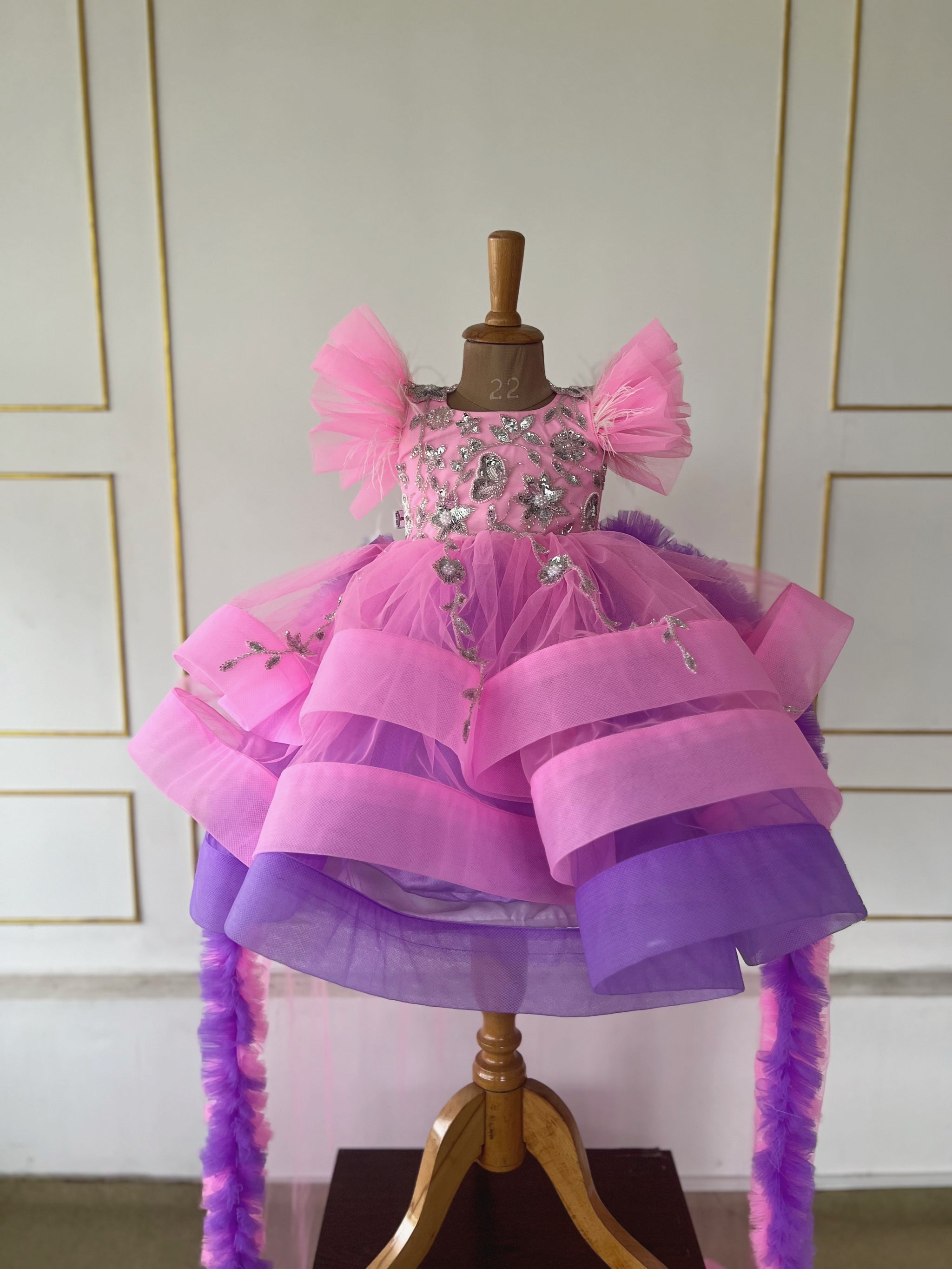 pink and purple combination dress From soft lavenders to bold pinks, find the perfect dress in lovely  combination of pink and purple in awesome style. Beautiful wide legged  purple pants teamed up with pink ruffle sleeves kurti