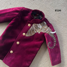 Load image into Gallery viewer, BT2249 🦁 The Royal Elephant Jacket – A Regal Look for Your Little Prince! 👑✨
