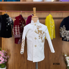 Load image into Gallery viewer, BT2588 Ivory White With Golden Deer Embroidery Jodhpuri
