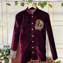 Load image into Gallery viewer, BT2261 👑🔥 Regal Majesty – Father &amp; Son Royal Velvet Jacket Set for Grand Celebrations ✨
