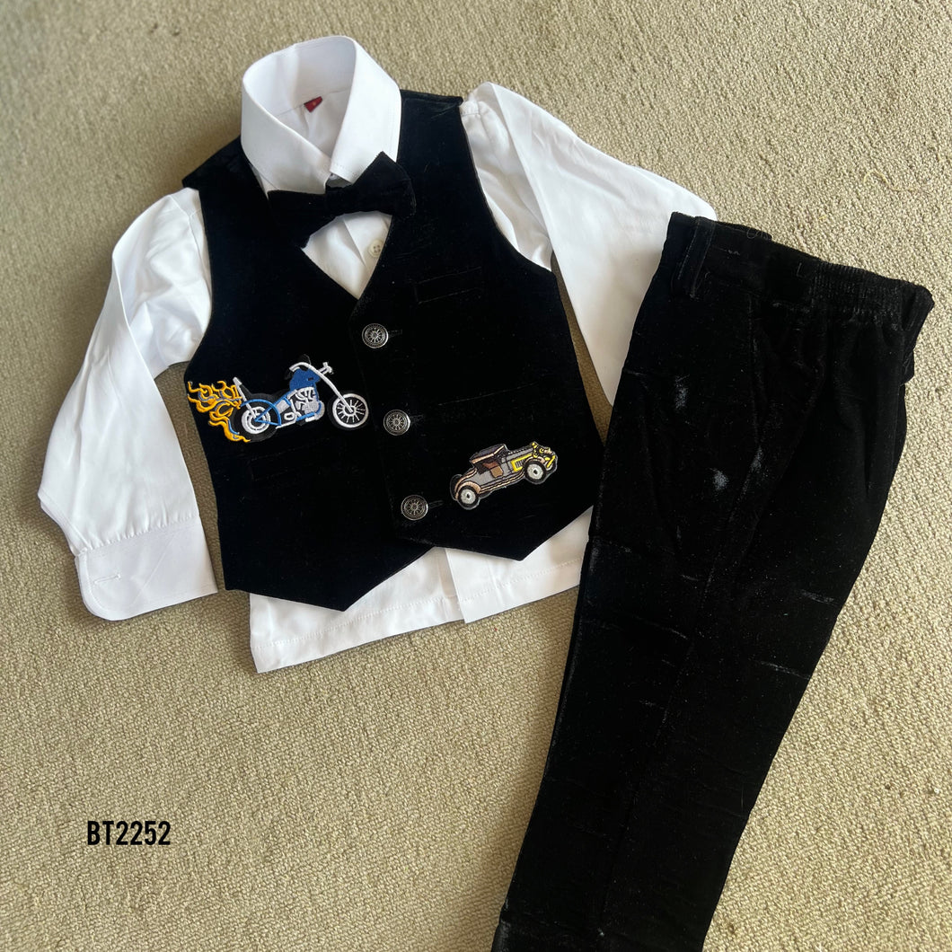 BT2252 🏎️ Vroom into Style – Classic Black Racer Suit for Little Speedsters! 🔥