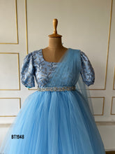 Load image into Gallery viewer, BT1948 Elegant Blue Mom and Baby Matching Dresses
