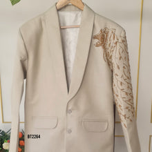 Load image into Gallery viewer, BT2264 Regal Father-Son Blazer Set – A Statement of Strength &amp; Style! 👨‍👦✨
