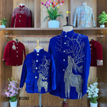Load image into Gallery viewer, BT2563 Royal Blue Velvet Dad–Son Combo with Handcrafted Deer Artwork
