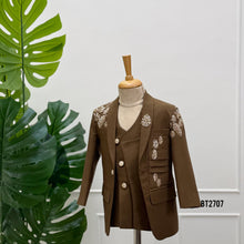Load image into Gallery viewer, BT2707 Royal Mocha Designer 3-Piece Suit for Boys
