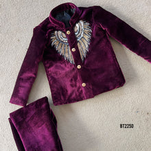 Load image into Gallery viewer, BT2250 🦅 Regal Maroon Royalty Suit – Dress Like a Star! ✨
