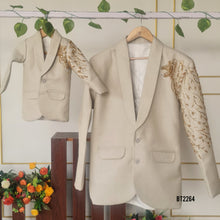 Load image into Gallery viewer, BT2264 Regal Father-Son Blazer Set – A Statement of Strength &amp; Style! 👨‍👦✨
