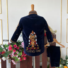 Load image into Gallery viewer, BT2368 Navy Blue Velvet Boys Sherwani with Golden Royal Crest Embroidery – Kids Party &amp; Wedding Wear
