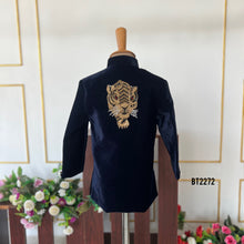Load image into Gallery viewer, BT2272  Majestic Tiger Velvet Blazer – Rule Every Celebration with Fierce Style! 👑🔥
