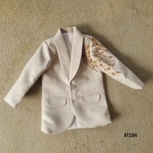 Load image into Gallery viewer, BT2264 Regal Father-Son Blazer Set – A Statement of Strength &amp; Style! 👨‍👦✨
