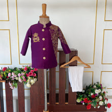 Load image into Gallery viewer, BT2339 🦅 Majestic Royal Sherwani – Let Him Soar in Regal Elegance! 👑✨

