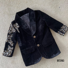 Load image into Gallery viewer, BT2183 Royal Velvet Black Boys Party Wear Suit for Little Gentlemen 🖤✨

