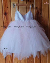 Load image into Gallery viewer, BT377 Simple Frock
