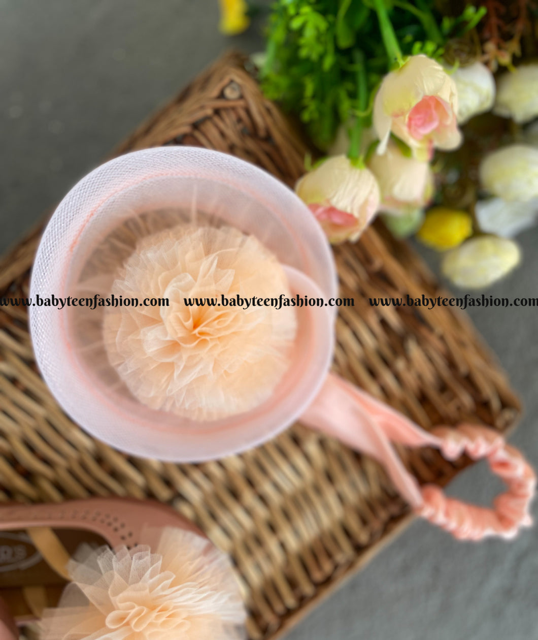FLOWER FASCINATOR