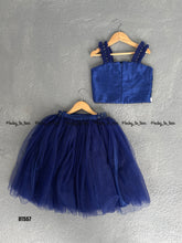 Load image into Gallery viewer, BT557MB Mom Baby Adult Gown
