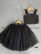 Load image into Gallery viewer, BT557MB Mom Baby Adult Gown
