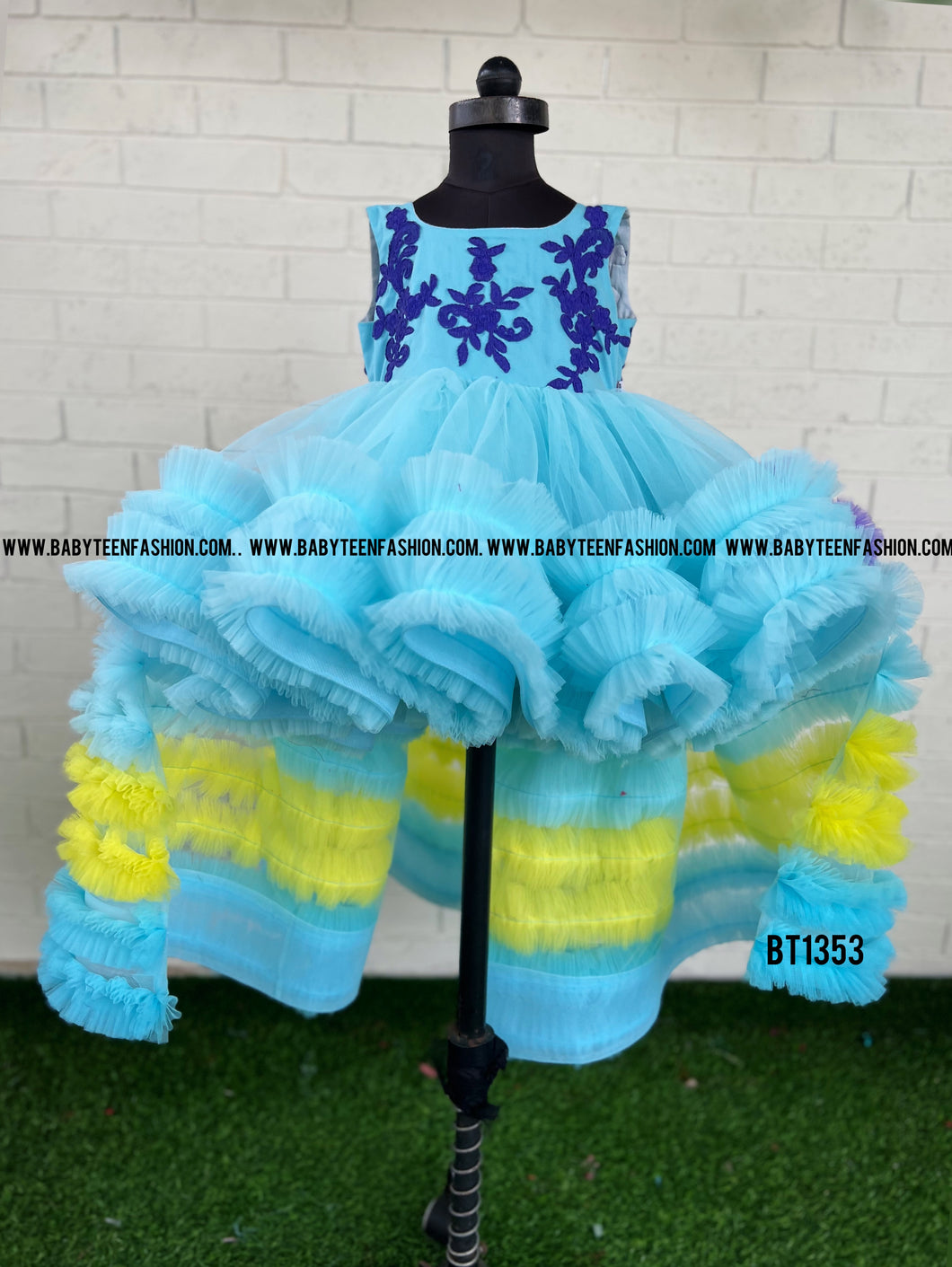 BT1353 Enchanted Bluebell Dream