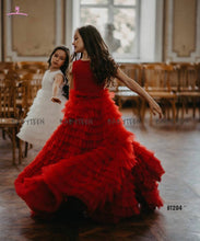 Load image into Gallery viewer, BT314 Partywear long Gown
