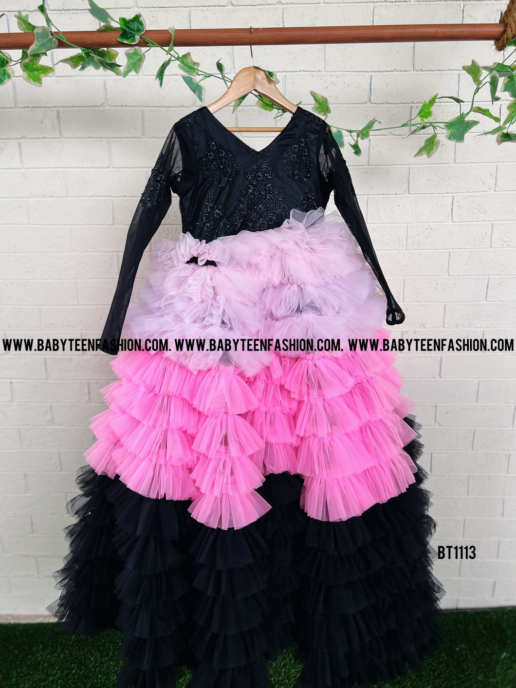 BT1113 Midnight & Fuchsia Fantasy Gown