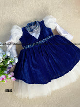 Load image into Gallery viewer, BT853 Velvet Vintage Style Full Sleeves Frock
