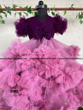 Load image into Gallery viewer, BT883 Heavy Cloud Gown with Ruffled Sleeves
