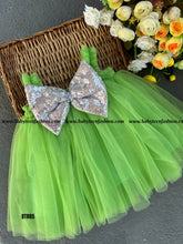 Load image into Gallery viewer, BT885 Simple Frock

