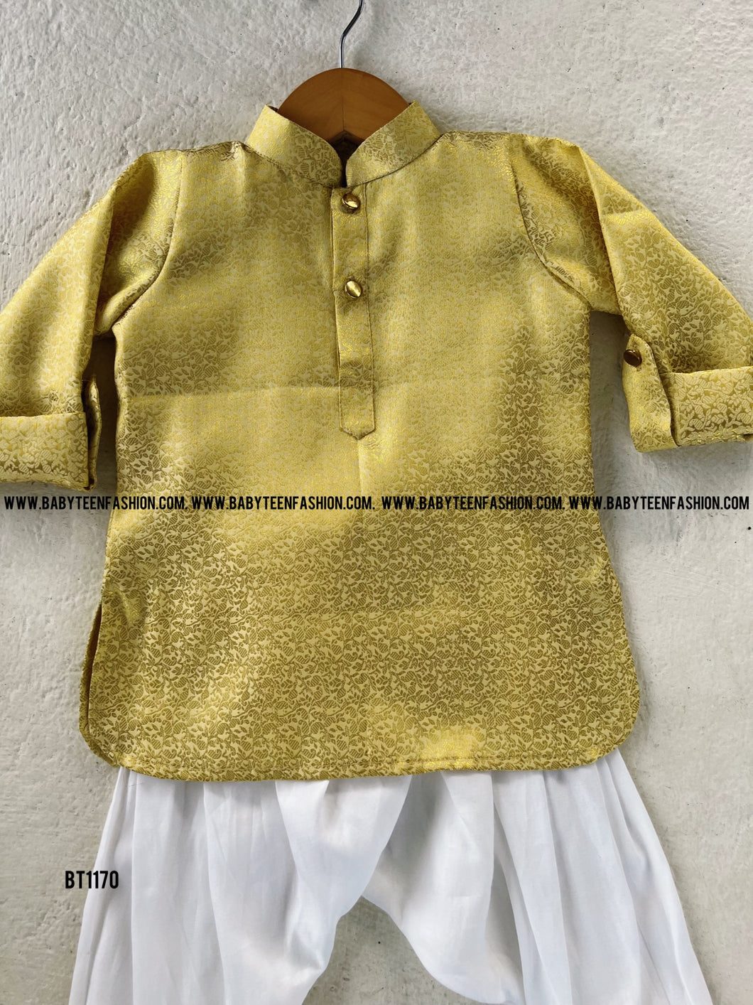 BT1170 Boys Kurtha and Dot