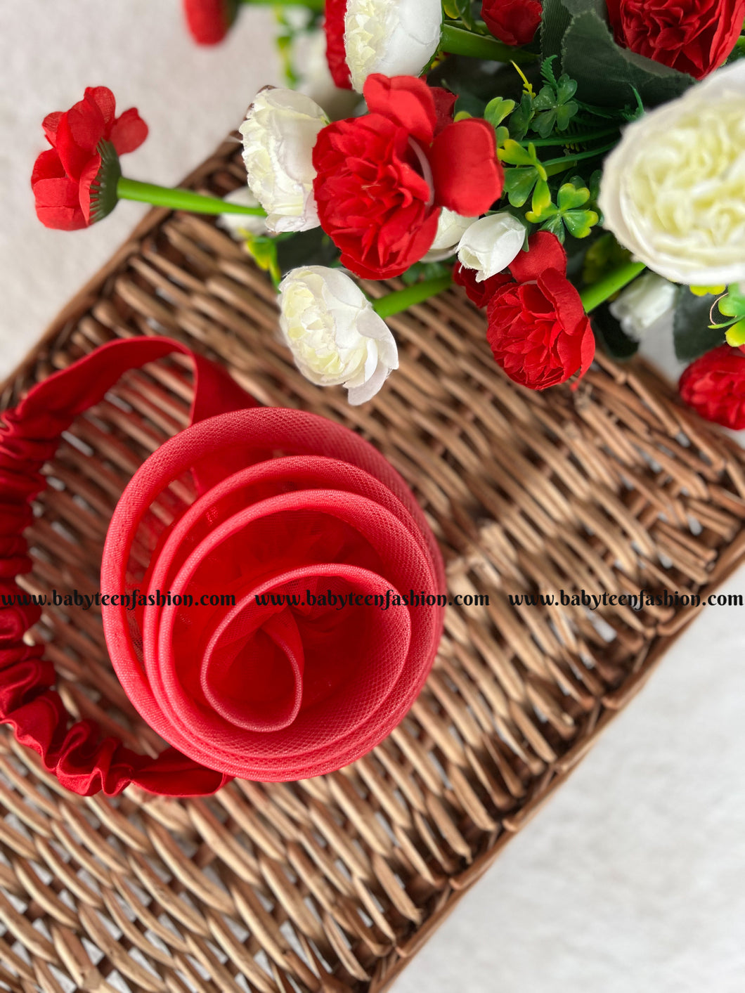 Satin Headband With Fascinator Highlight